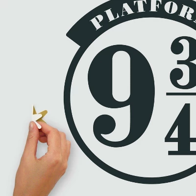 Hogwarts Express Giant Wall Decal - RoomMates - Image 5