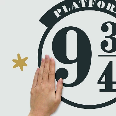 Hogwarts Express Giant Wall Decal - RoomMates - Image 4