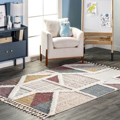 Gillian Mosaic High/Low Kids Tassel Area Rug